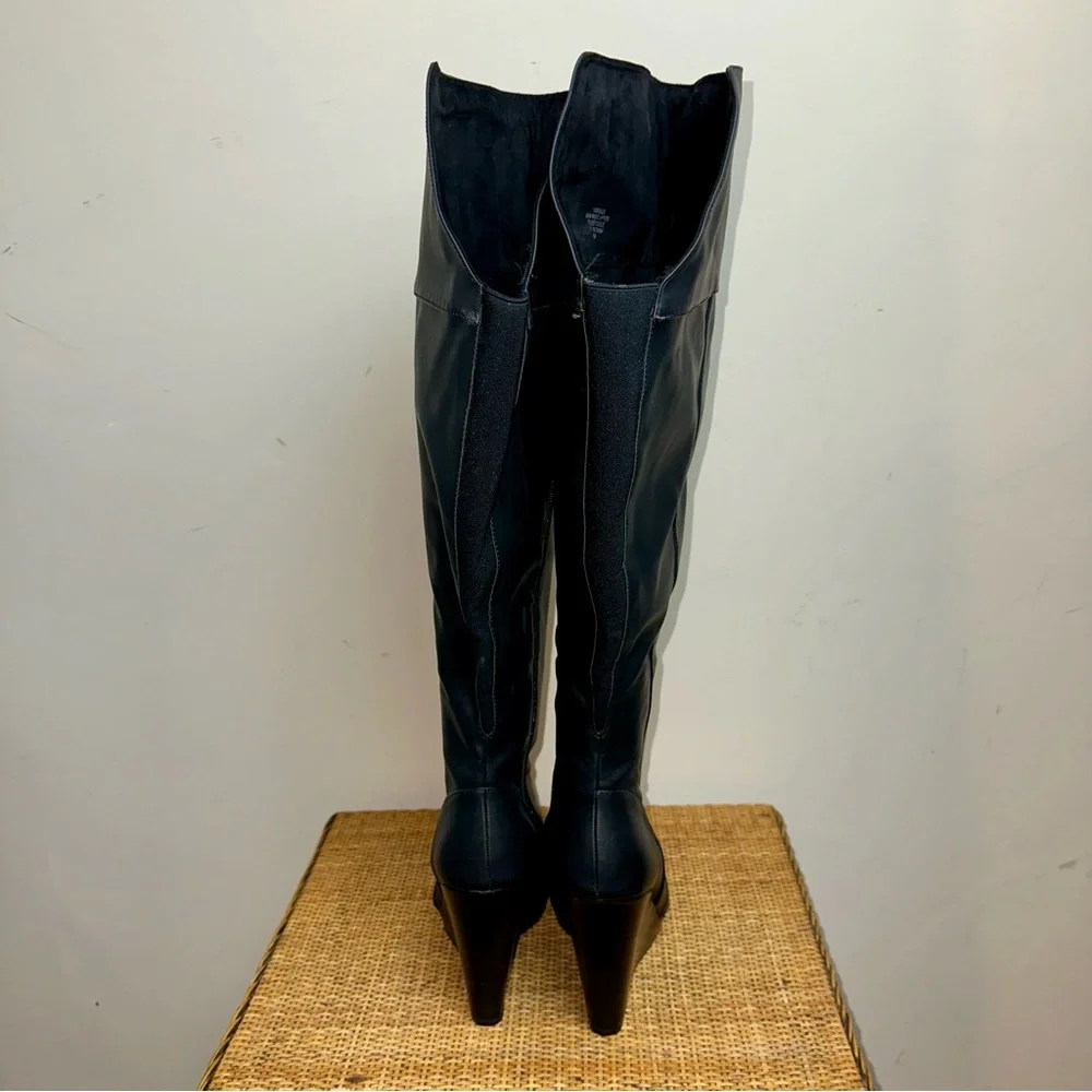 Torrid Women’s 9.5W Over the Knee Wedge Boots Wide Width Wide Calf Black
